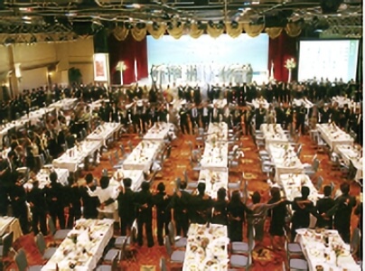 創立30周年記念「感謝のつどい」開催