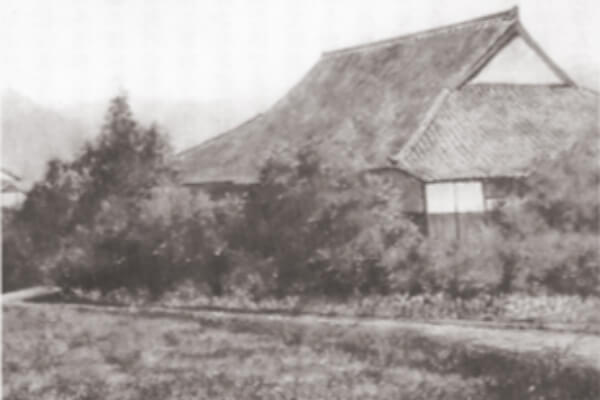 幼少期 僕の家は村いちばん貧乏な寺だった