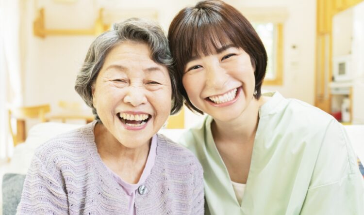 笑顔の親子